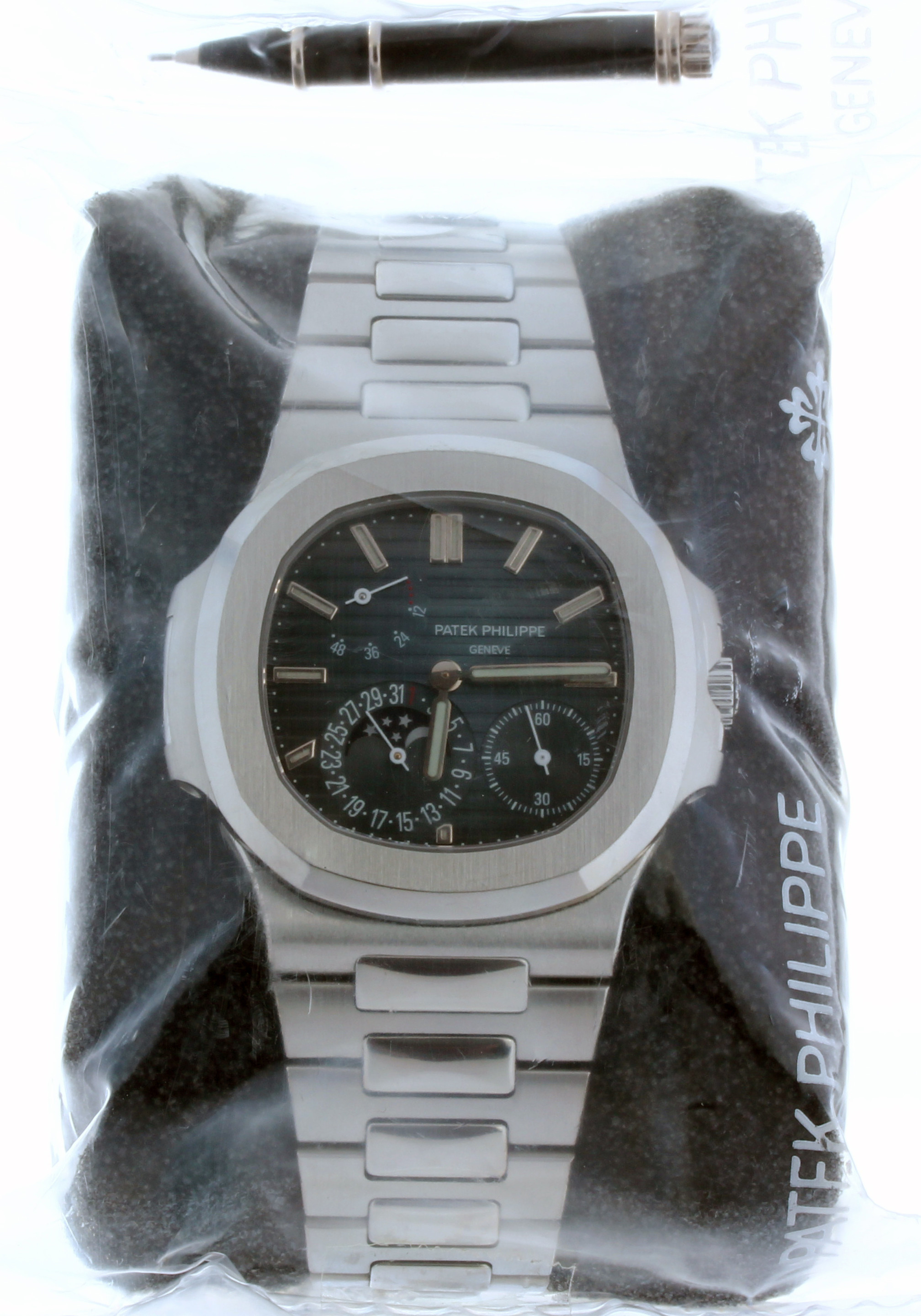 patek philippe nautilus 5712 price